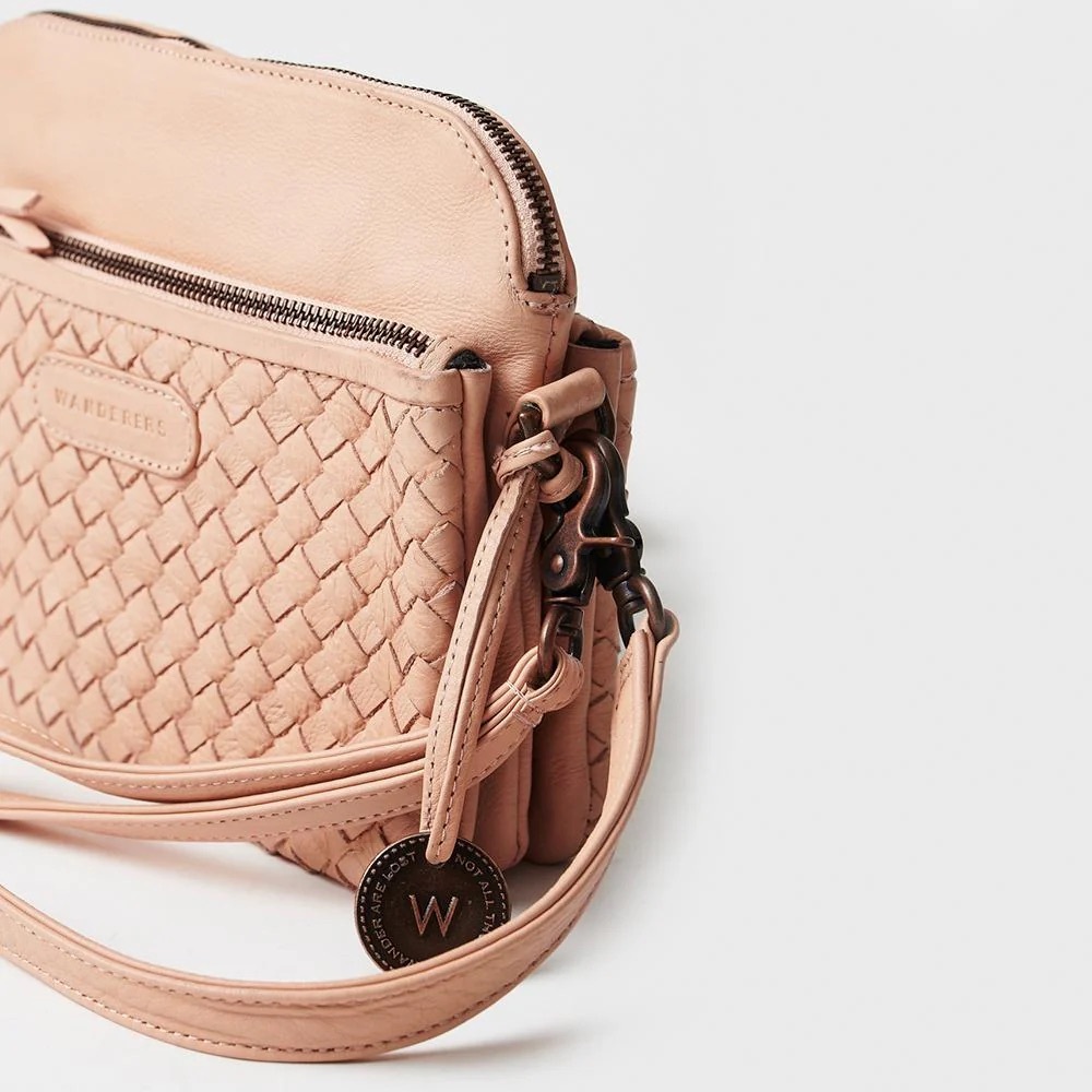NWOT Wanderers Blush Woven Crossbody Bag - Picture 4 of 14